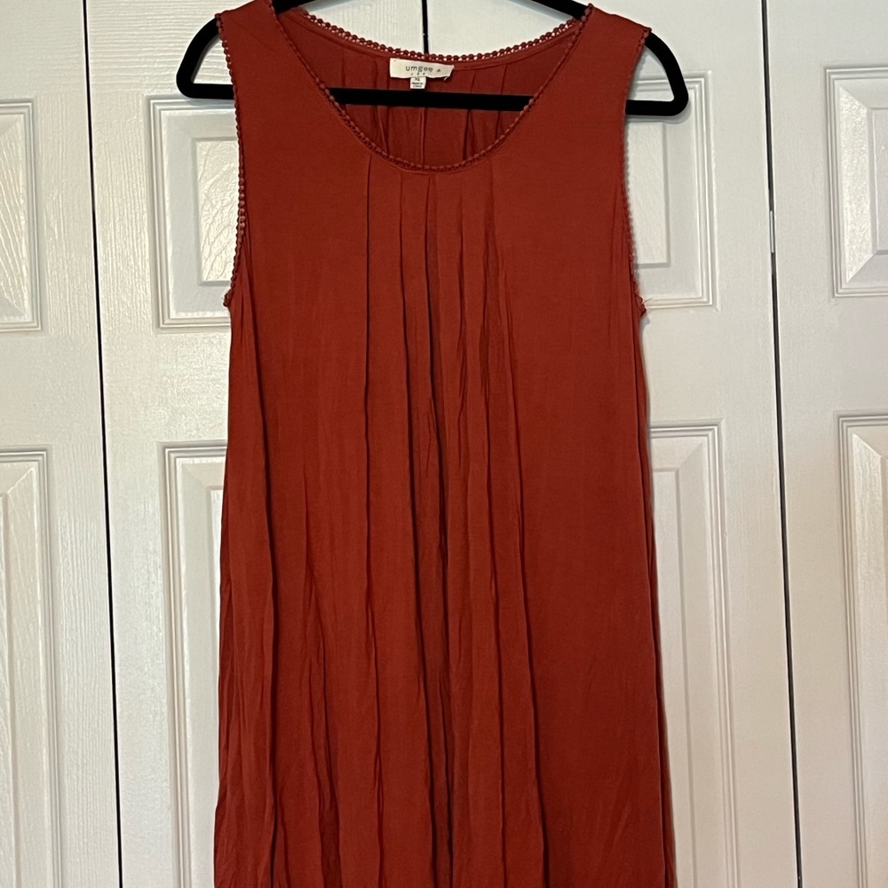 Umgee Sleeveless Dress with Lace Embellishment on Edges. Size XL